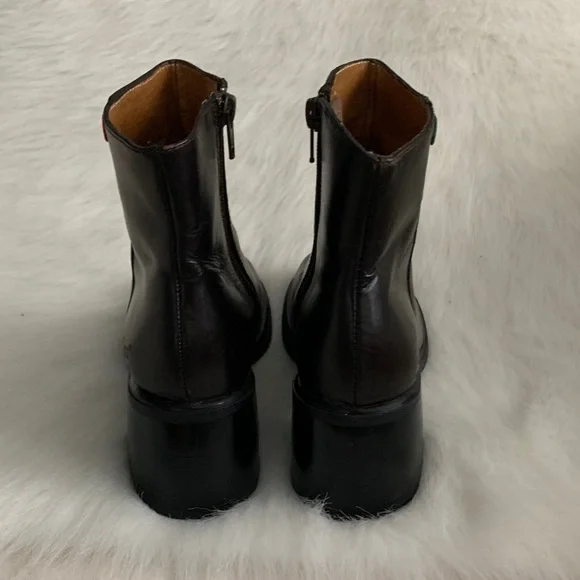 Kickers Rich Brown Leather Heeled Boots - Picture 3 of 7